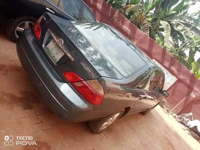 A picture of Toyota avalon