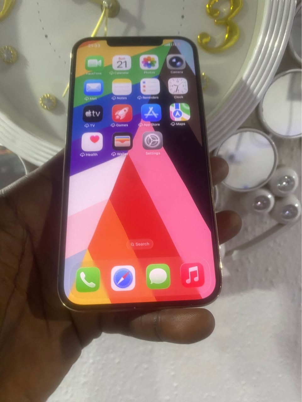 A picture of iPhone 12 Pro ma 256 gb very good and very