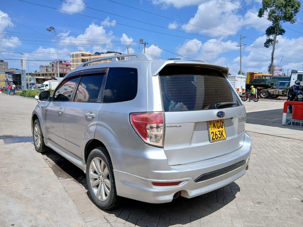 A picture of Subaru Forester SH
