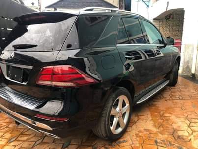 A picture of 2017 Mercedes Benz GLE 350