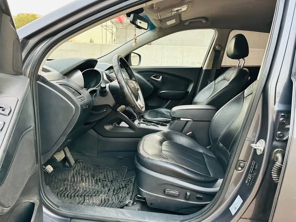 A picture of HYUNDAI iX35 2014