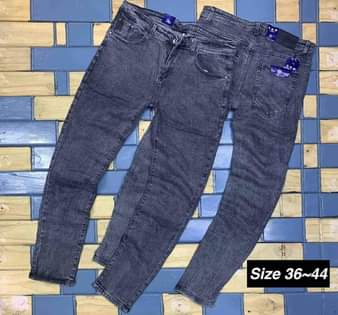 A picture of Jeans 