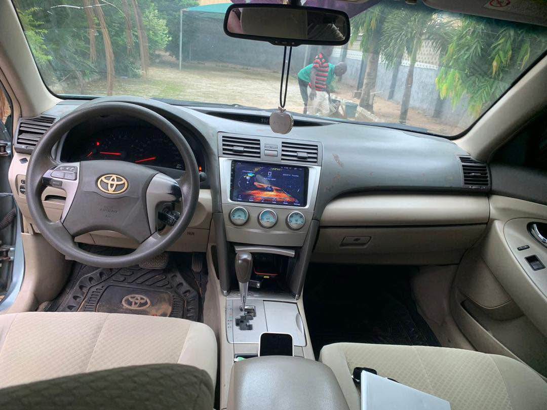 A picture of 2008 Toyota Camry LE on distress