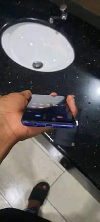 A picture of SAMSUNG A30S