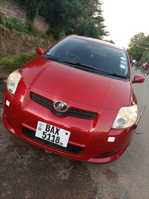 toyota auris