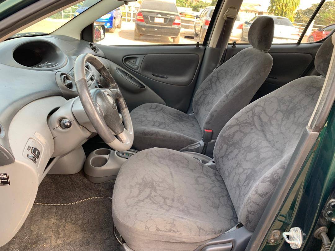 A picture of YARIS