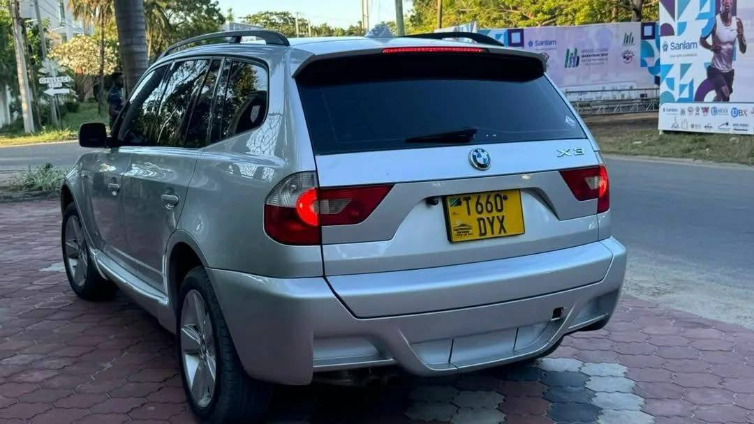 A picture of BMW X3