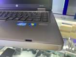 A picture of L ptop