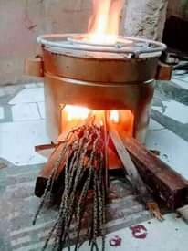 A picture of BANA MATUMIZI PATA UNAFUU WA KUTUMIA MKAA MCHACHE PIA KUNI