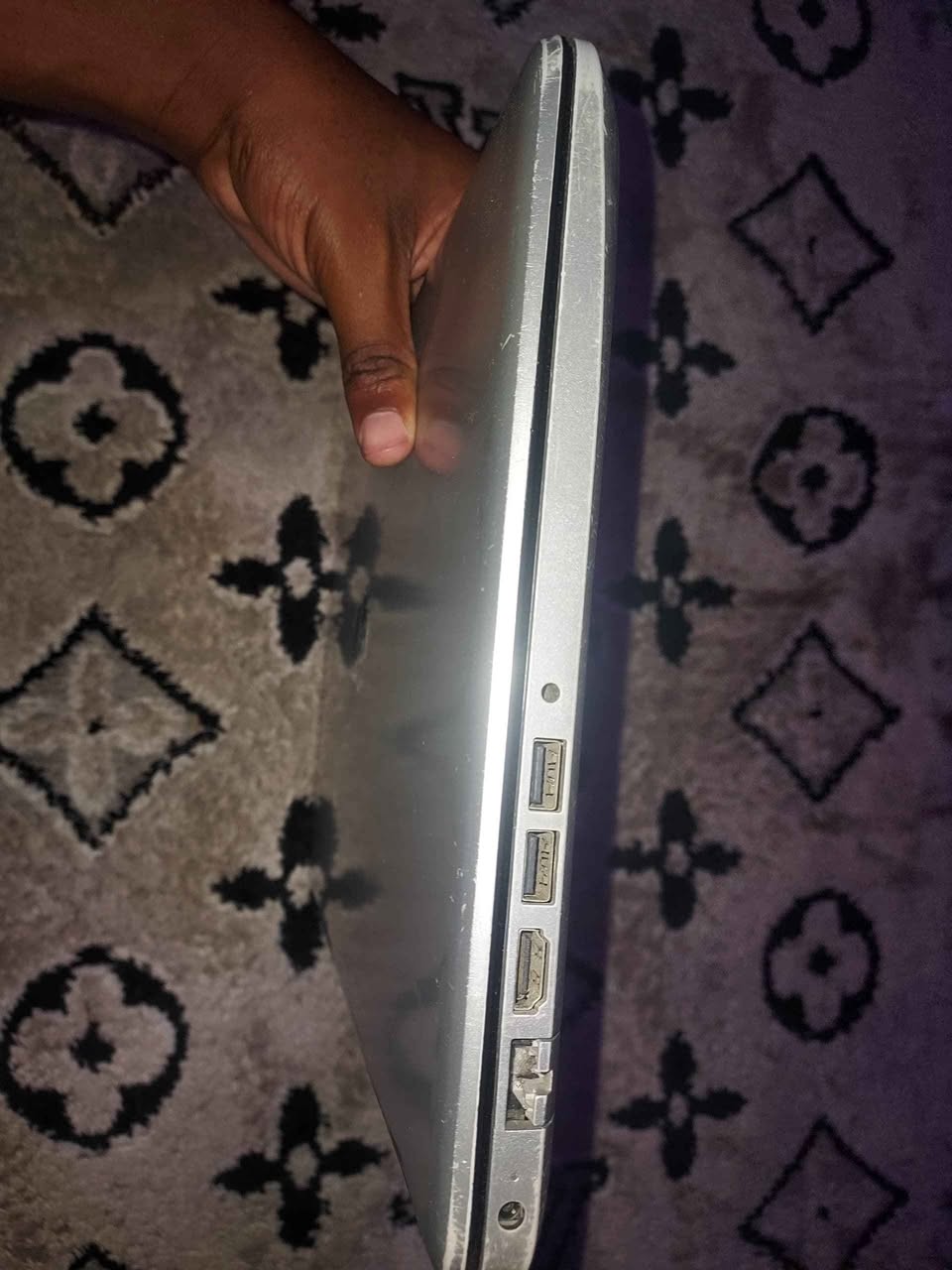 A picture of HP high end laptop