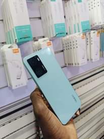 A picture of Oppo A57 128GB 6GB ram