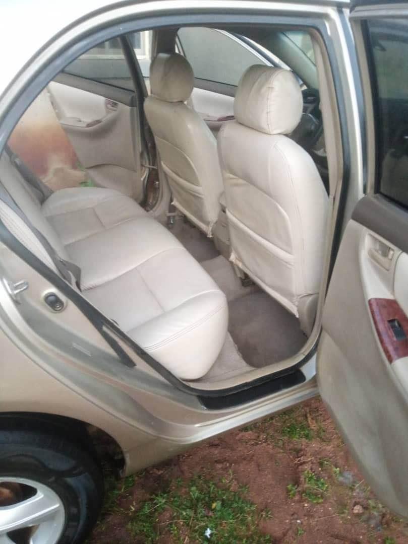 A picture of Toyota Corolla 2006