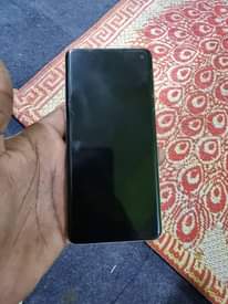 A picture of Samsung S10 Quick sale