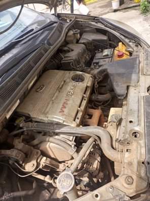 A picture of 2004 TOYOTA SIENNA Good Engine and Gear AC and Body