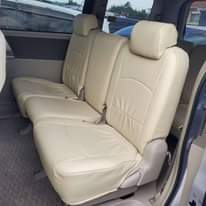 A picture of Toyota Noah 2008 model