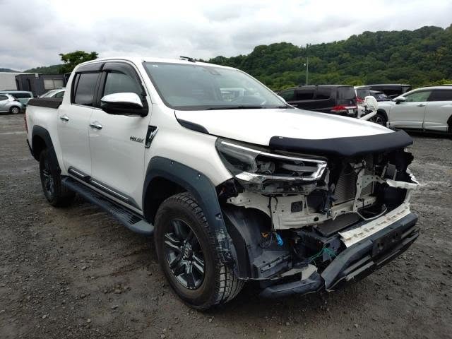 A picture of DAMAGED TOYOTA HILUX READY TO BE IMPORTED UGX 30MILLION CALL