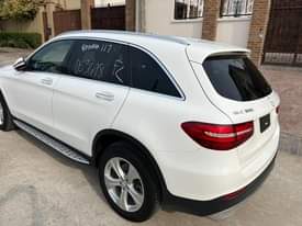 A picture of Foreign used 2018 MERCEDES BENZ GLC300 4matic 360 Surround Camera