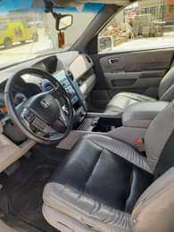 A picture of Honda pilot 2010 Engine Gear and AC is Good condition