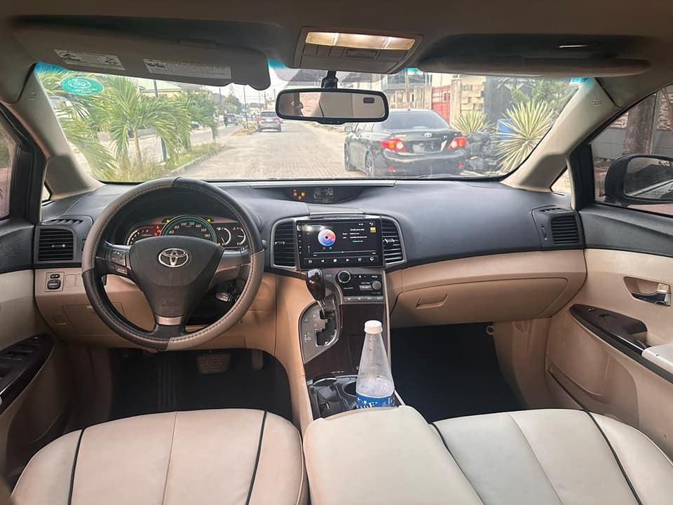 A picture of Unregistered 2010 Toyota Venza First Body Pan 4Plug Engine Few