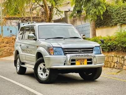 A picture of TOYOTA PRADO TX MCHAGA GOOD NEW FOR SELL 23.5M OR