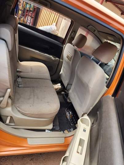A picture of Passo sette 6seater 1.5cc Original body 20million 0753877691