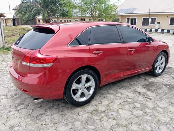 A picture of This is Toyota venza 2013 model Engine Gear AC movement