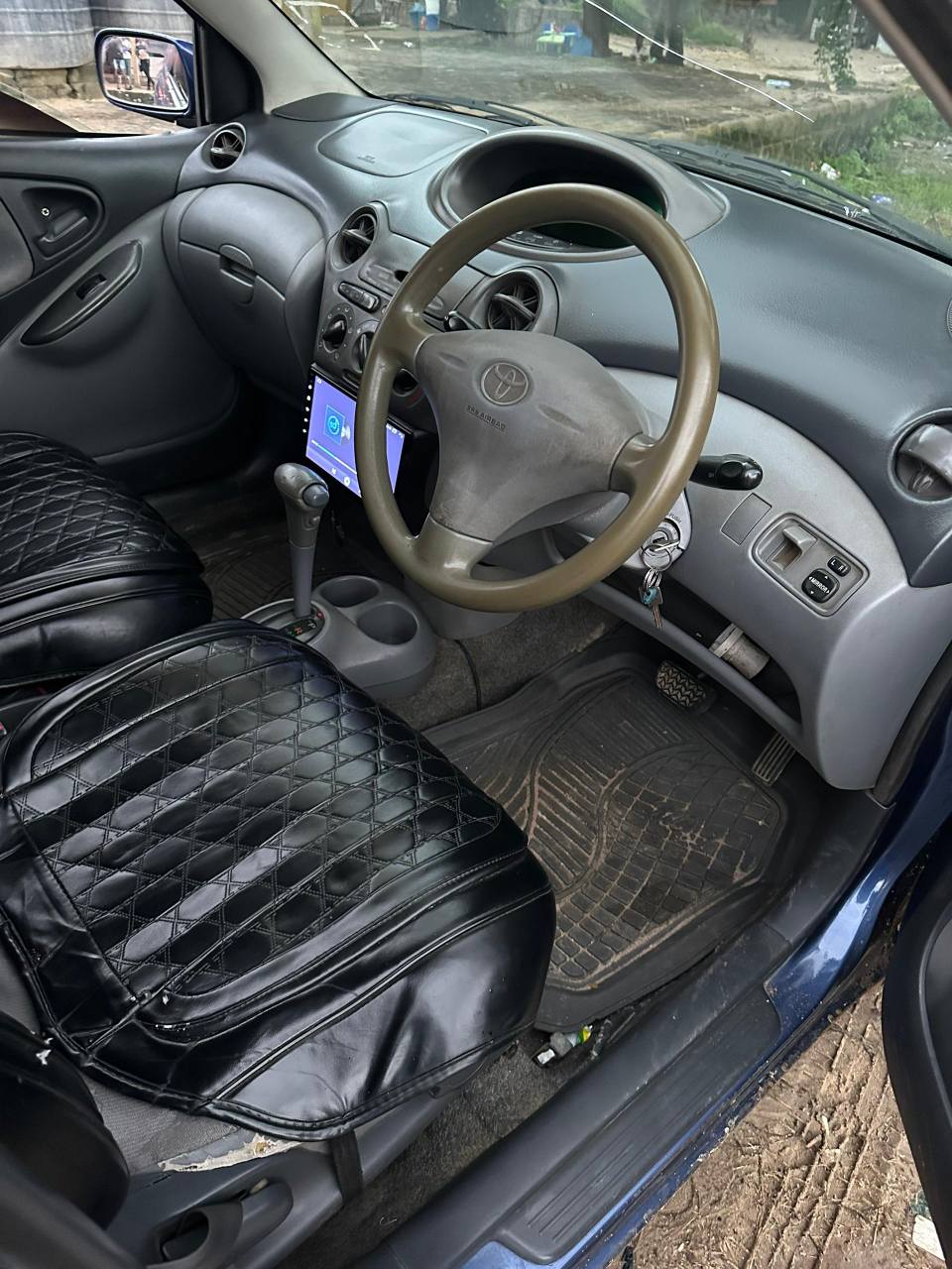 A picture of Toyota vitz kali Engine 1sz cc 990 Full ac Bei