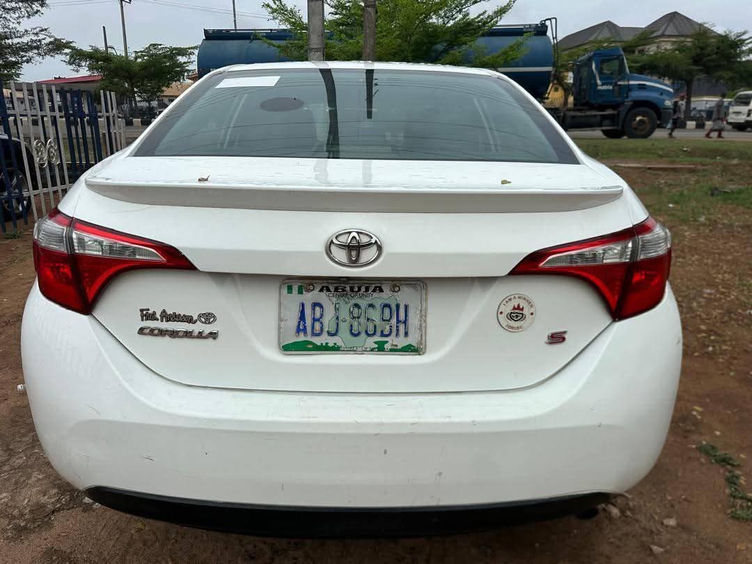 A picture of 2015 Toyota Corolla 2015