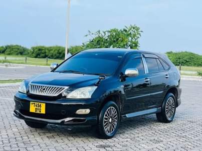 A picture of Toyota Harrier Price 26 8m Automatic Year 2005 Petrol Cc