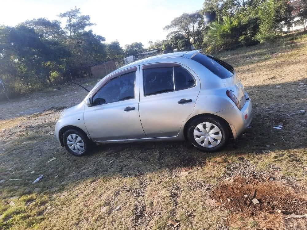 classifieds/cars nissan