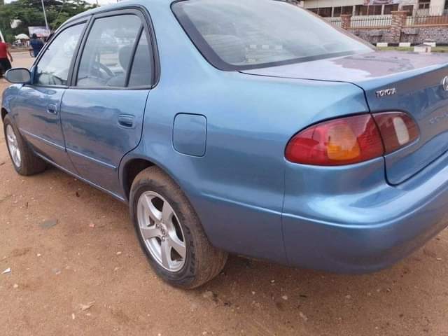 A picture of 2000 Toyota Corolla LE Nigerian used