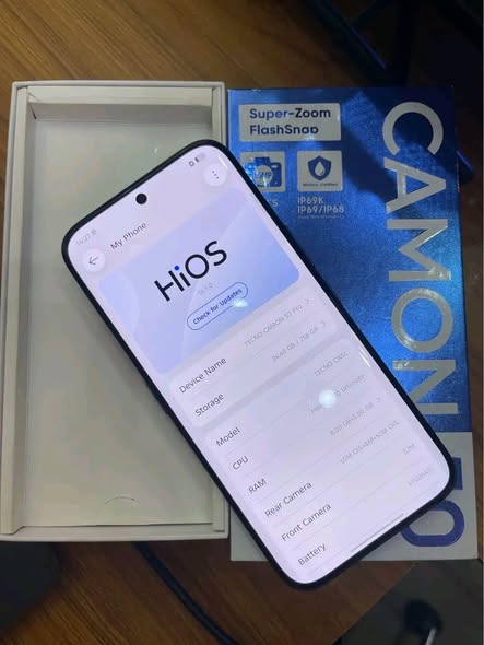 A picture of Tecno Camon 50 on sale 600 000shs