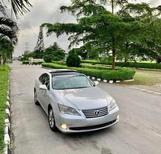 A picture of Toks Lexus Es350 13.8m