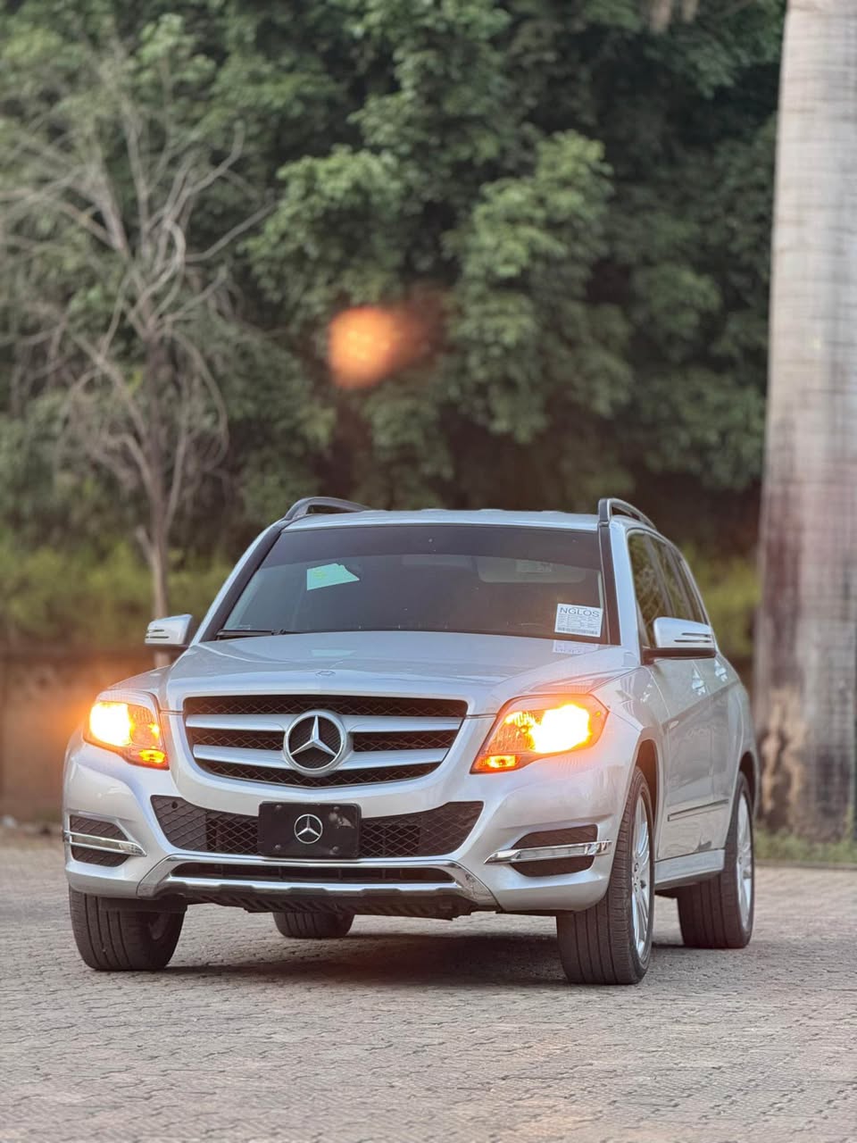 A picture of MERCEDES BENZ GLK350 foreign used 2013 model with original dutylocation