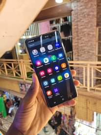 A picture of Samsung galaxy s10 5G 256GB