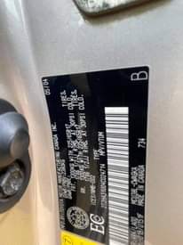 A picture of Lexus 330 sound engine and gear ac is cool good