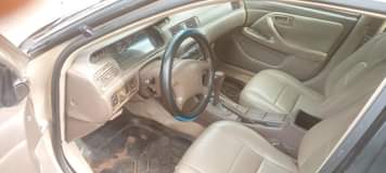 A picture of Camry tiny light 2000model buy and drive ac is factory