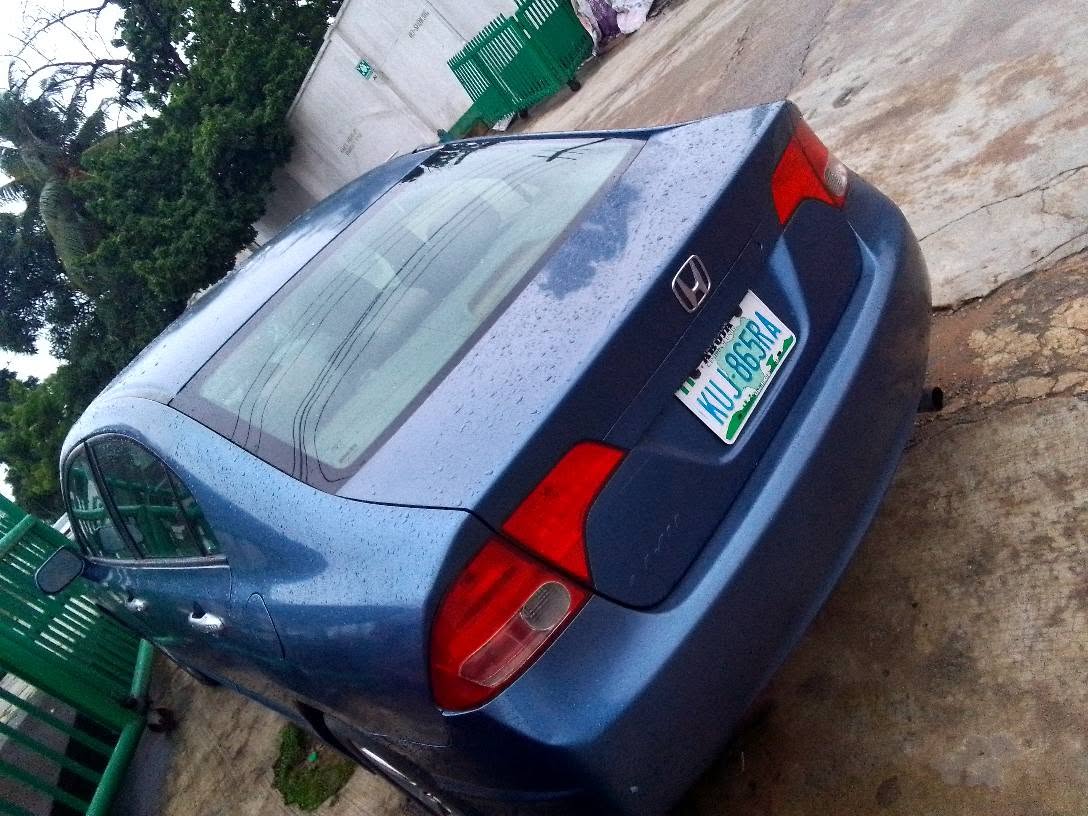 A picture of 2006 Honda Civic well used buy and drive