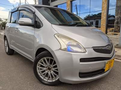 A picture of TOYOTA Ractis