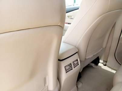 A picture of 2010 Lexus Rx 350 9 5M