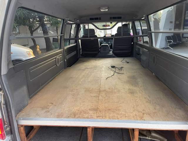 A picture of TOYOTA HIACE ENGINE 5L DIESEL AUTOMATIC TRANSMISSIONS FULL AC FORG