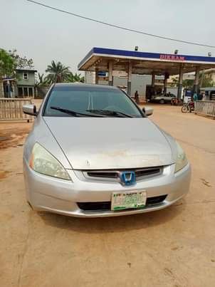 A picture of Honda Accord 09133605046