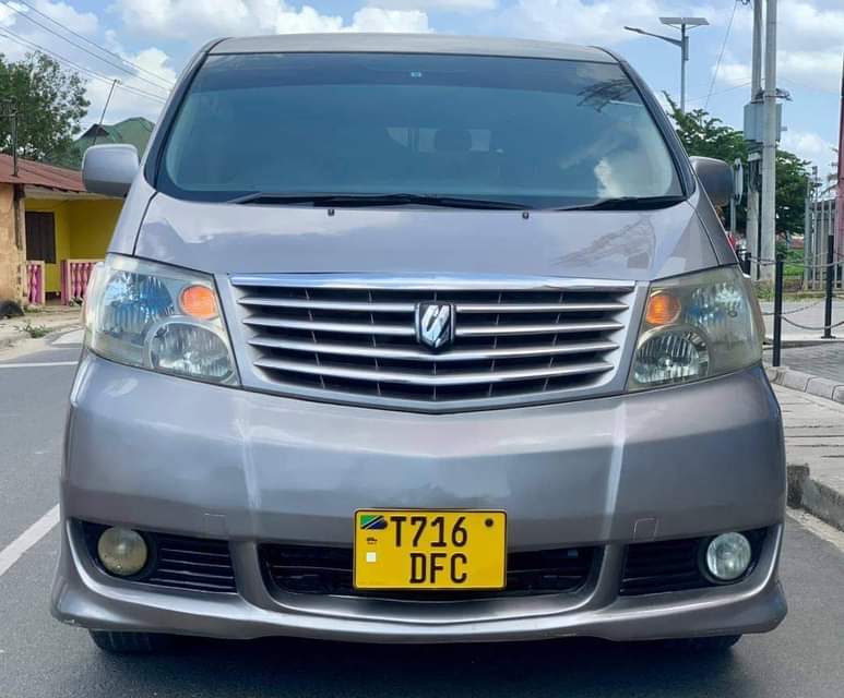 toyota alphard