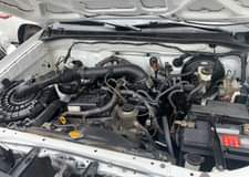 A picture of Toyota hilux 2015 used