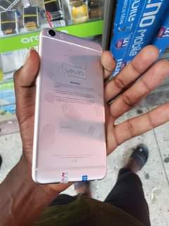 vivo x7