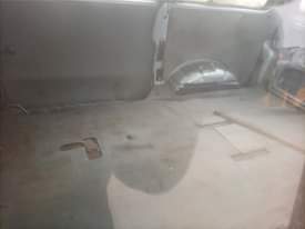 A picture of Super Sound And Clean T4 Bus 08066987468