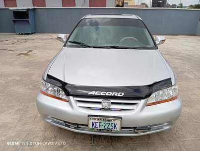 A picture of Honda Accord 2002 EX