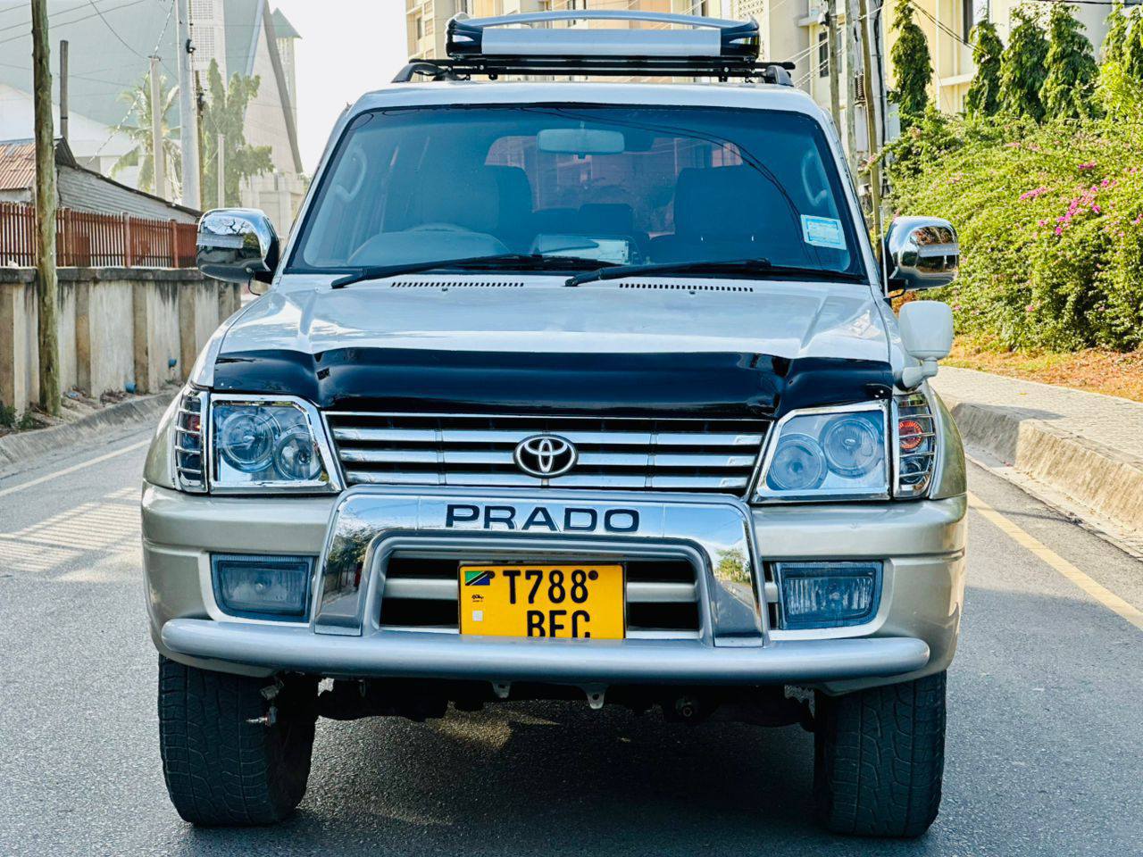 A picture of LANDCRUSER PRADO MCHAGA