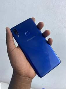 A picture of Samsung a10s