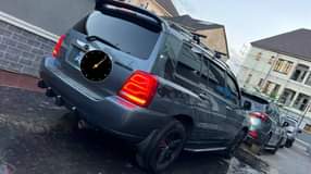 A picture of KINZZYAUTO S 08109018982 4 300 000 Refer and earn